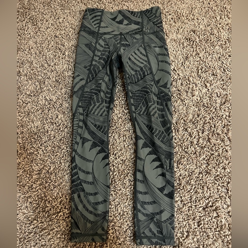 Athleta leggings